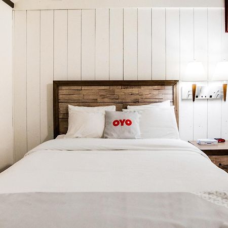 Arrowhead Tree Top Lodge 레이크애로우헤드 외부 사진