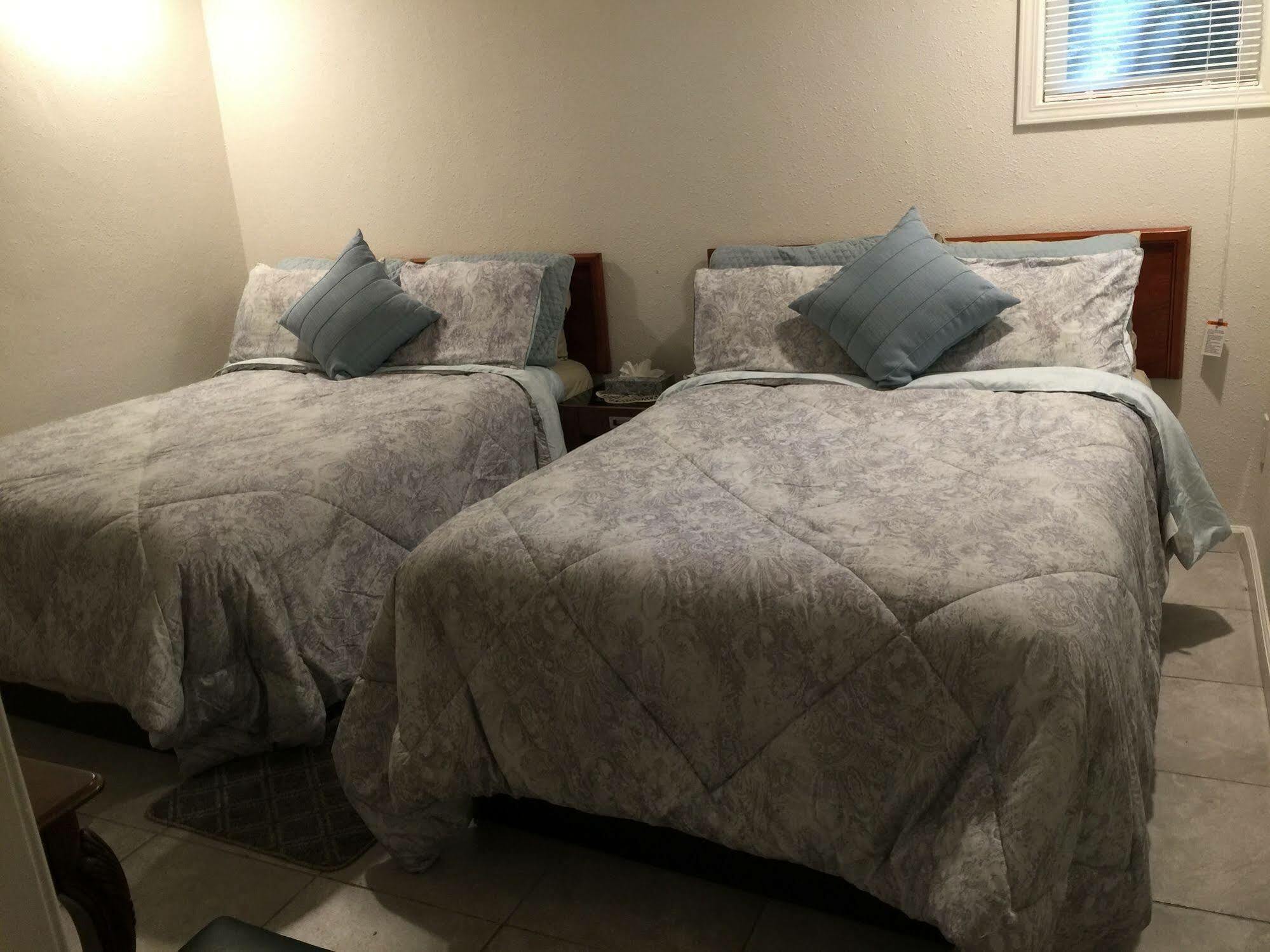 Arrowhead Tree Top Lodge 레이크애로우헤드 외부 사진