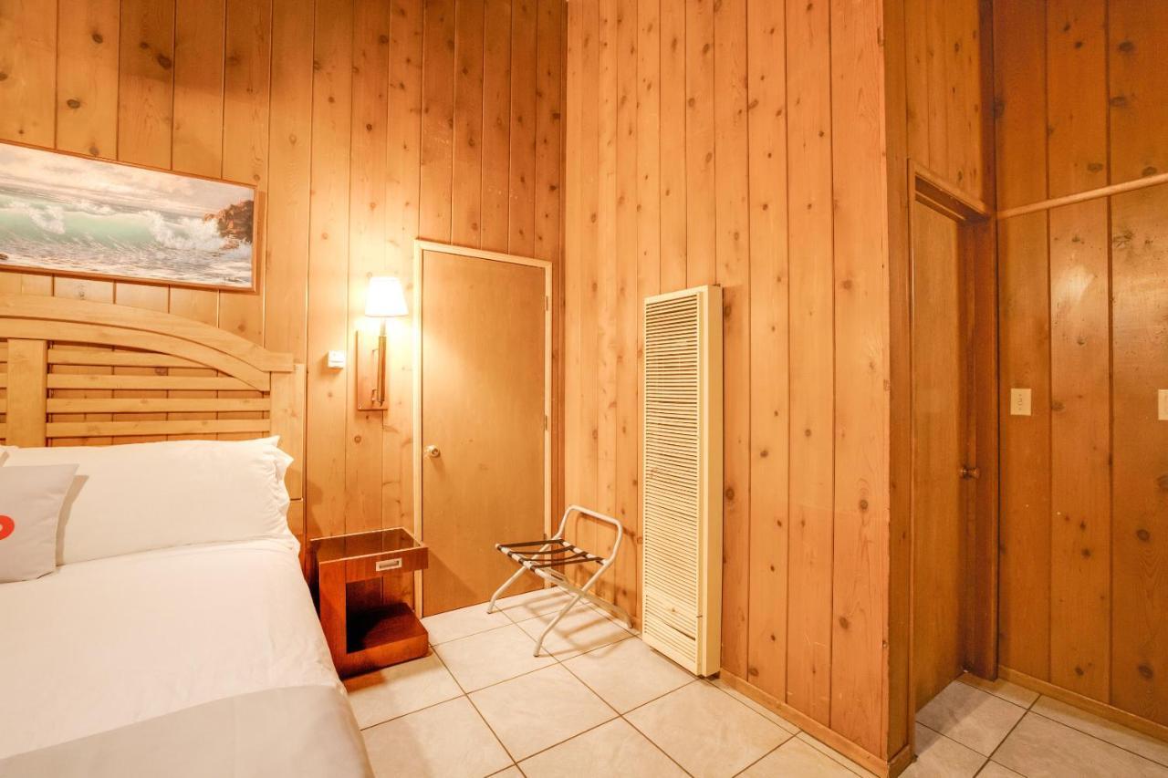 Arrowhead Tree Top Lodge 레이크애로우헤드 외부 사진