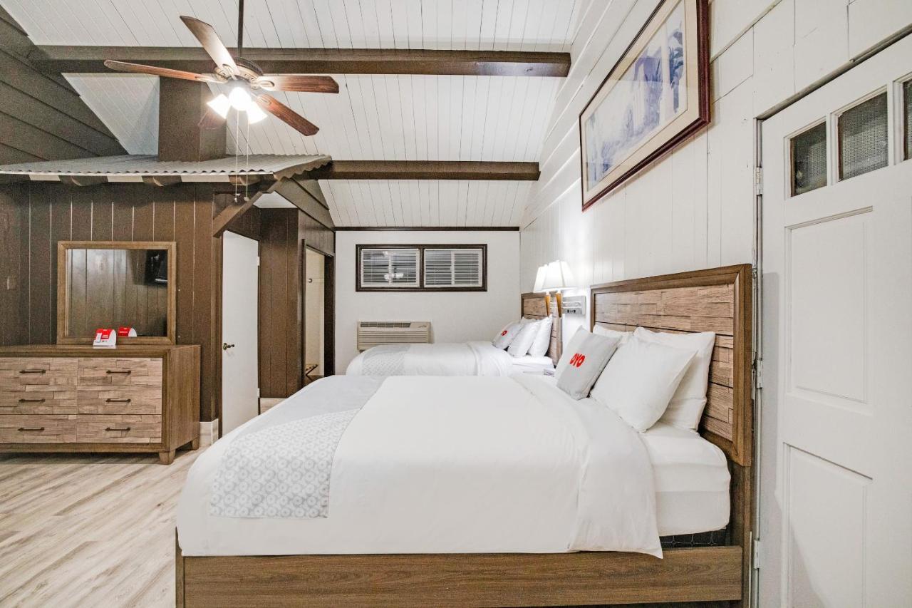Arrowhead Tree Top Lodge 레이크애로우헤드 외부 사진