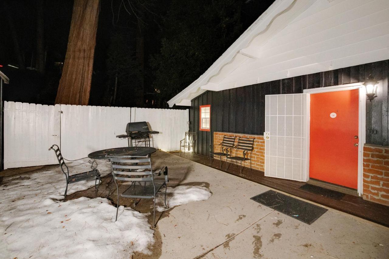Arrowhead Tree Top Lodge 레이크애로우헤드 외부 사진