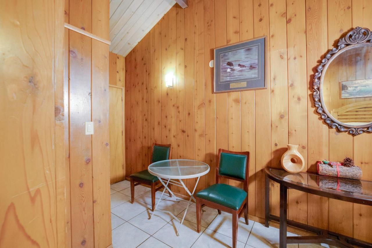 Arrowhead Tree Top Lodge 레이크애로우헤드 외부 사진