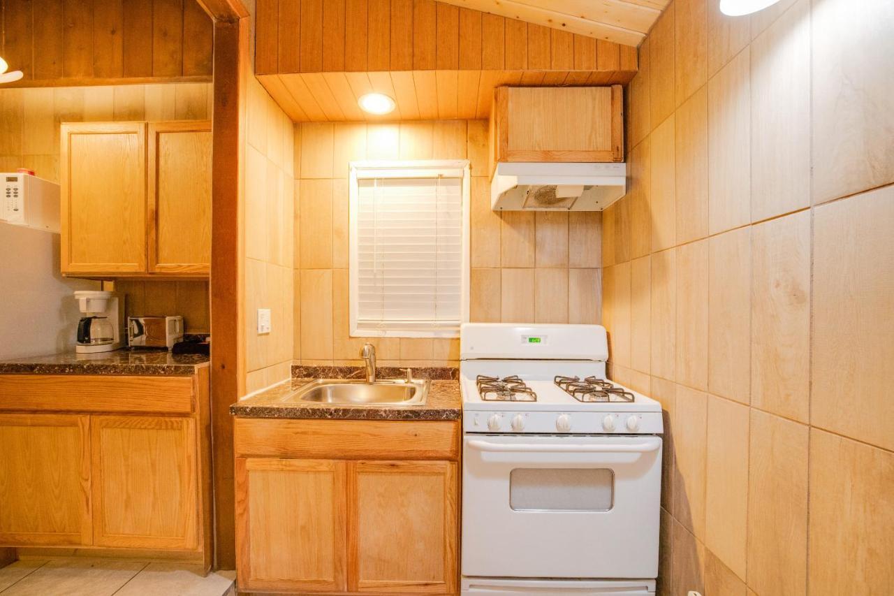 Arrowhead Tree Top Lodge 레이크애로우헤드 외부 사진
